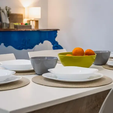 Appartamento Palazzo Ducoss - 5 - Three Bedroom Two Bathroom *