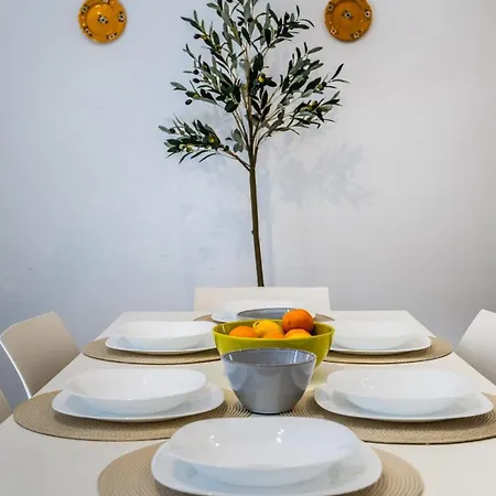 Palazzo Ducoss - 5 - Three Bedroom Two Bathroom Appartamento La Valletta